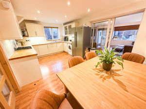 Photo 7- click for photo gallery